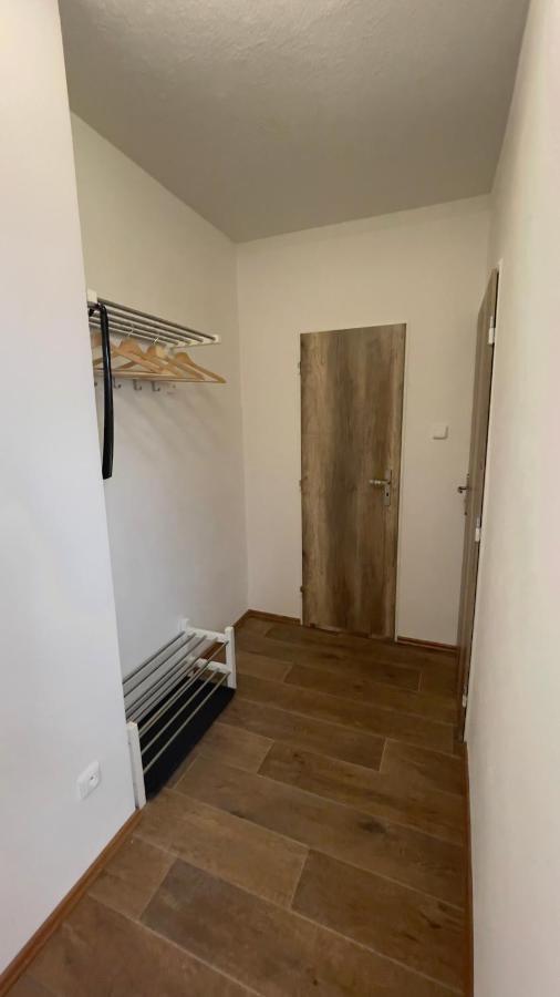 ברומוב R&J Apartmany מראה חיצוני תמונה