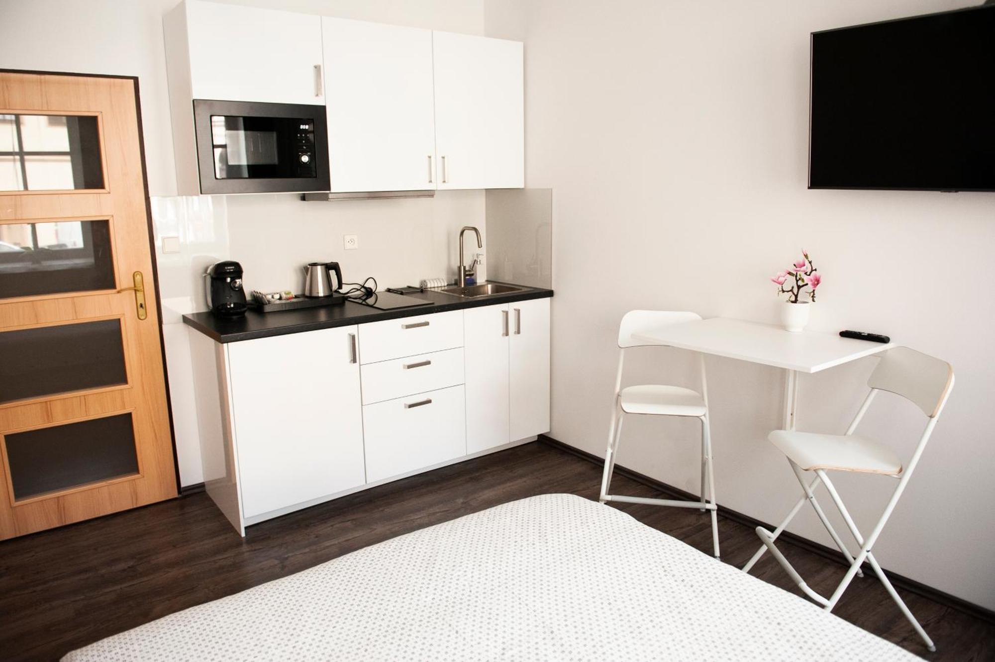 ברומוב R&J Apartmany חדר תמונה